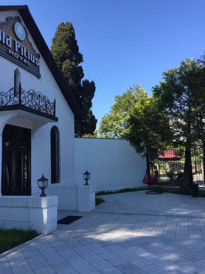 Hotel Old Pitius Pizunda Exterior photo